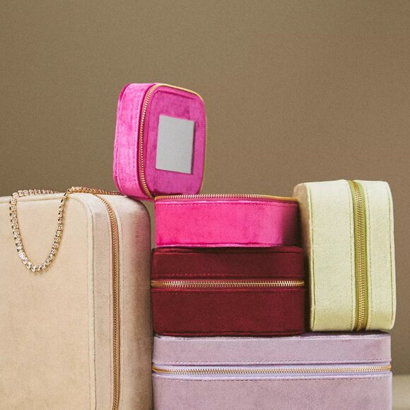 Anthropologie Arlet Flocked Velvet Jewelry Box in Lavender - Picture 4 of 7